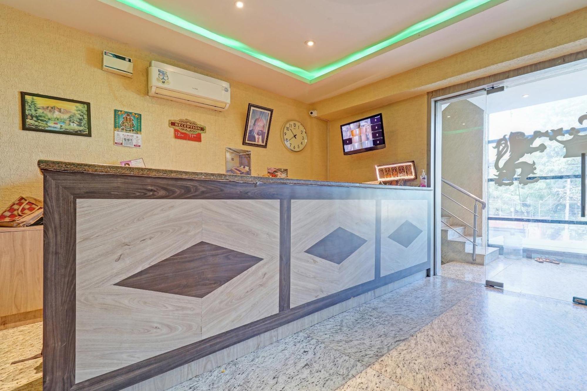 Hotel O Anbu Residency Tiruchirappalli Esterno foto