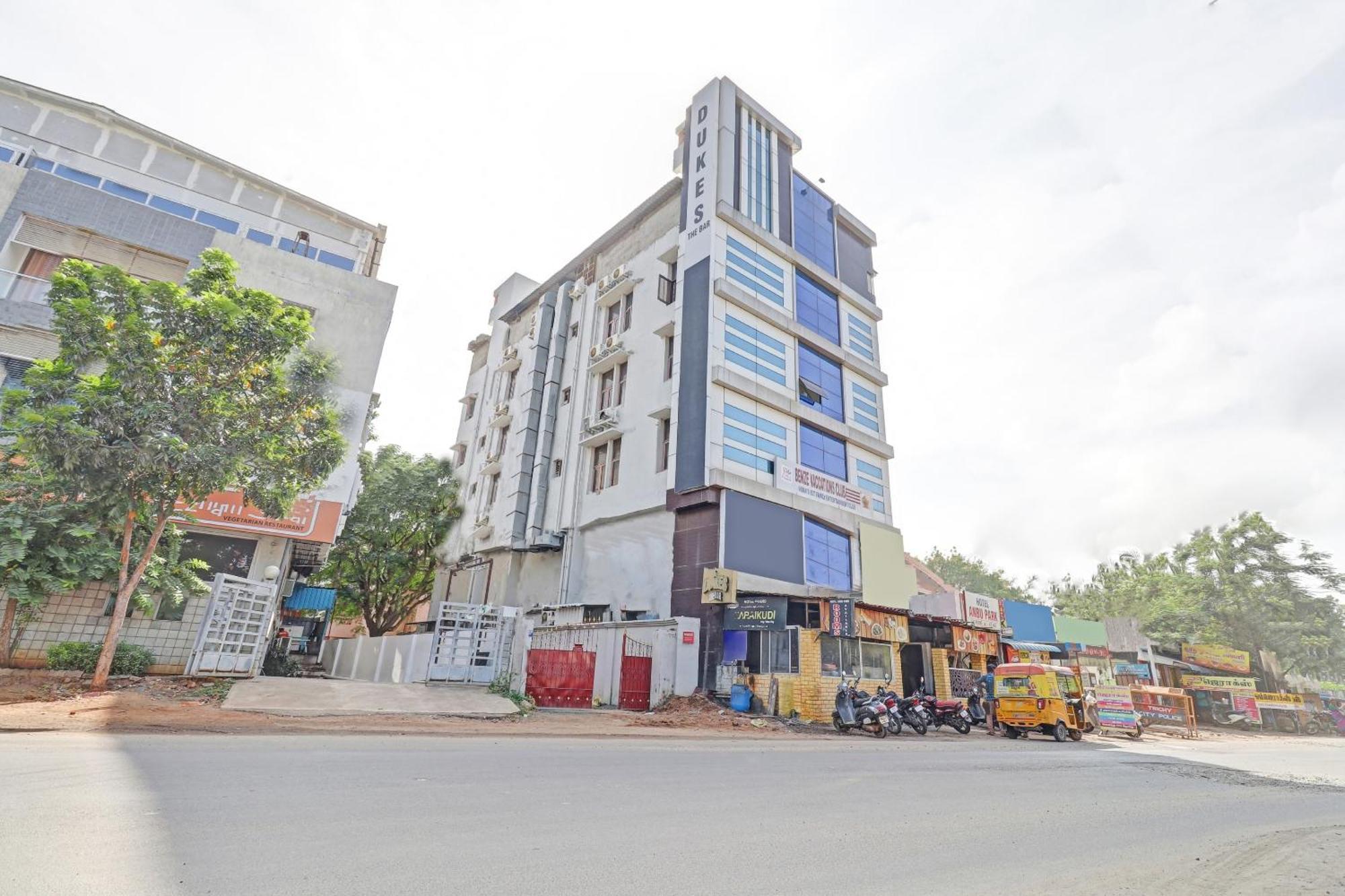 Hotel O Anbu Residency Tiruchirappalli Esterno foto