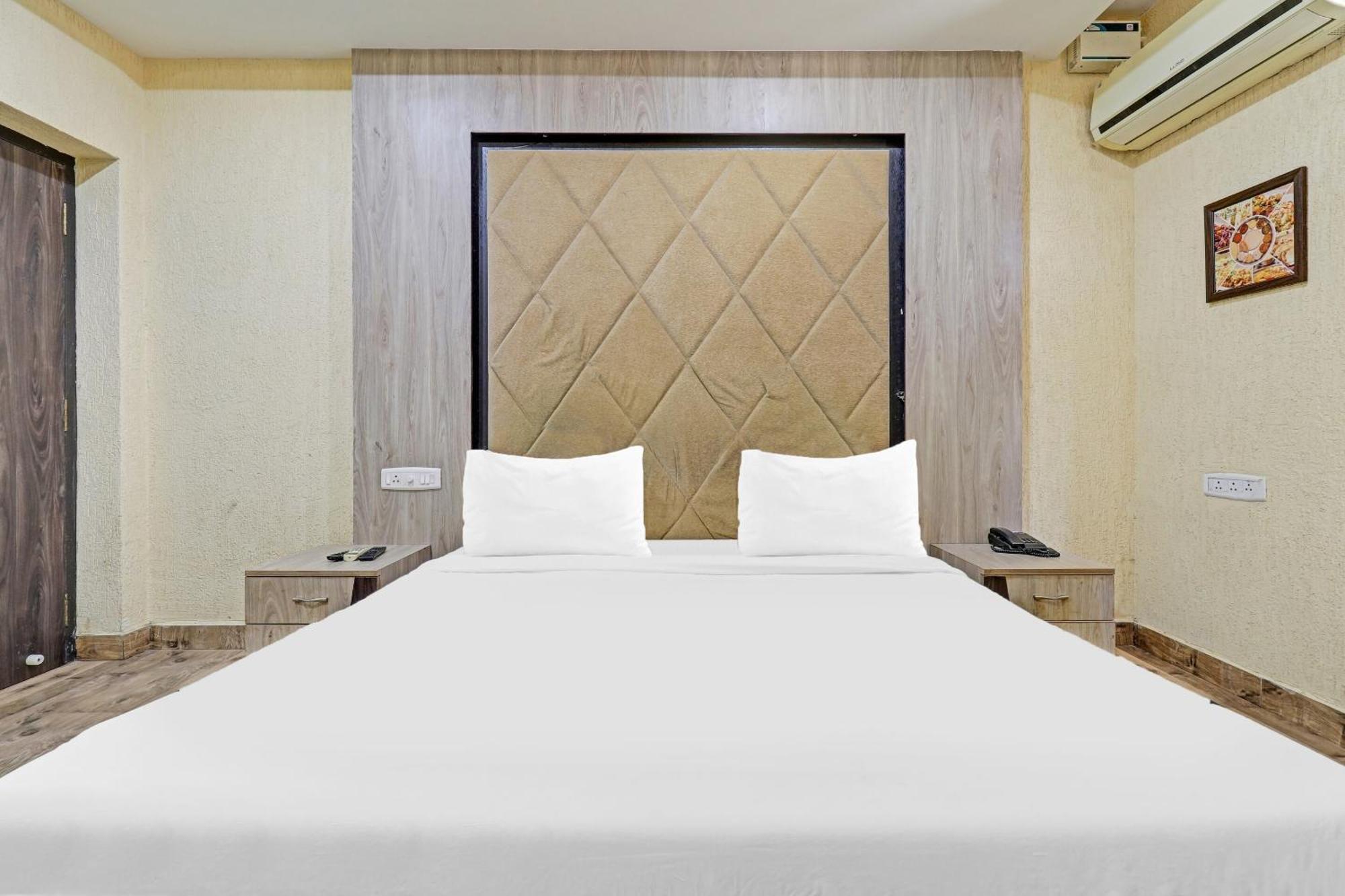 Hotel O Anbu Residency Tiruchirappalli Esterno foto