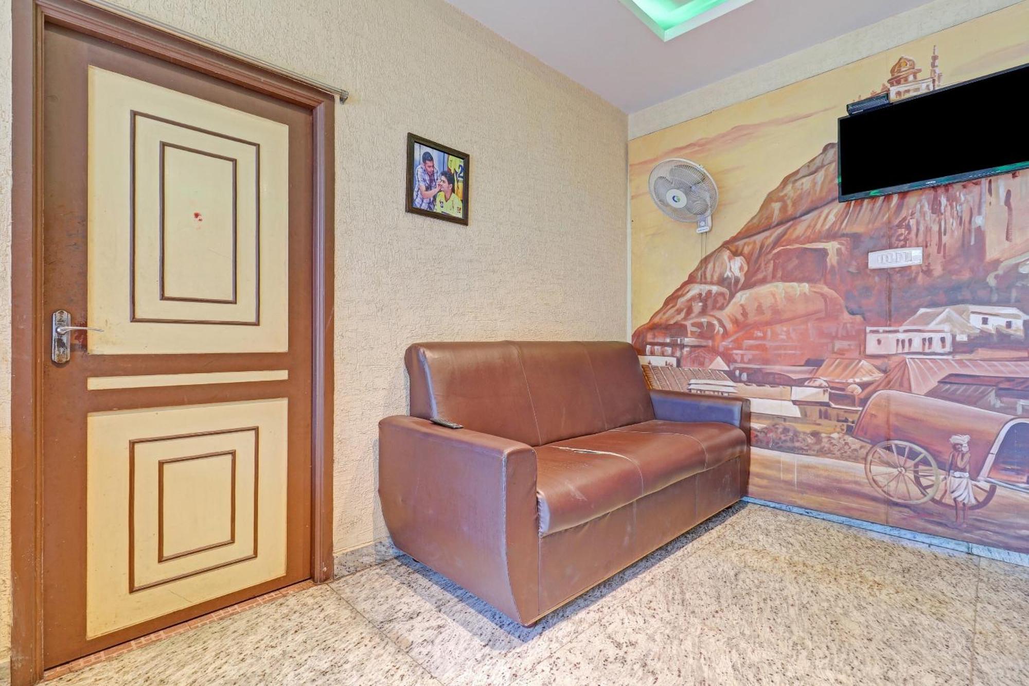 Hotel O Anbu Residency Tiruchirappalli Esterno foto