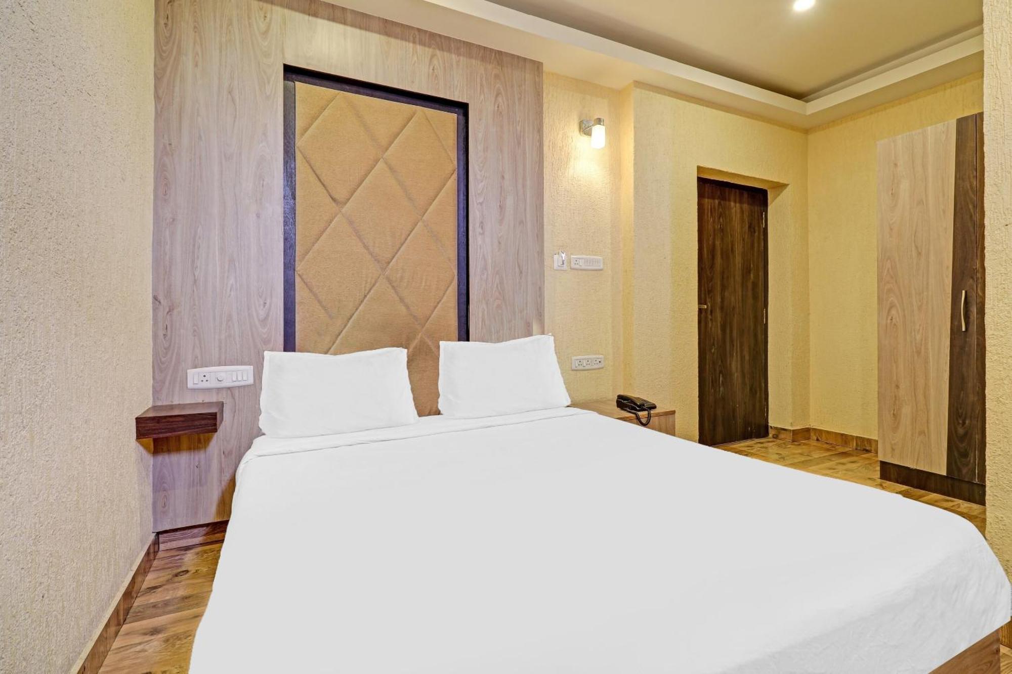 Hotel O Anbu Residency Tiruchirappalli Esterno foto